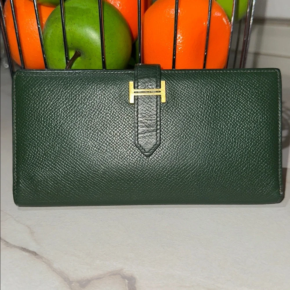 ⭐️Authentic Hermes Bearn Kelly Green Leather Wallet Gold HW - Picture 1 of 14